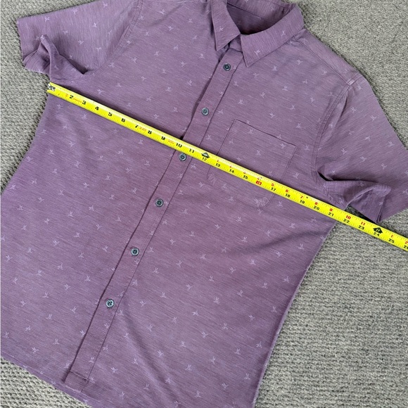 Vuori Short Sleeve Bridge Button Down Shirt Men’s Size Medium Terracotta Bird - Picture 5 of 9